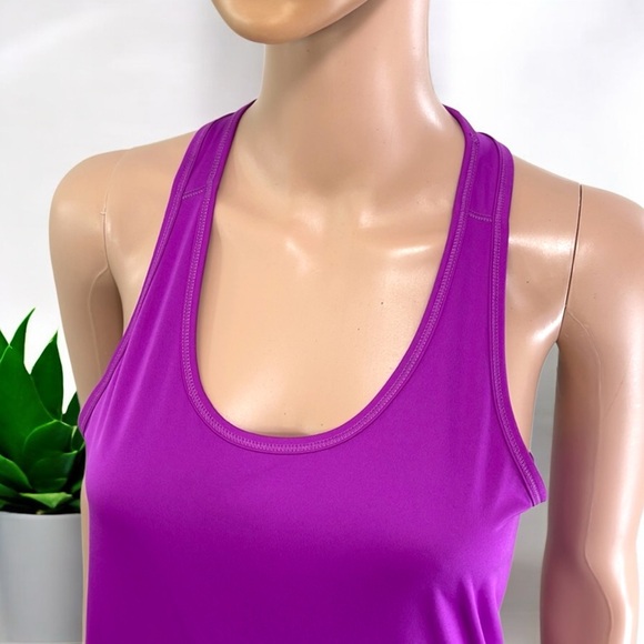 adidas Sequencials Dark Pink Fitted Tank with Side Zip Pocket - Picture 4 of 16